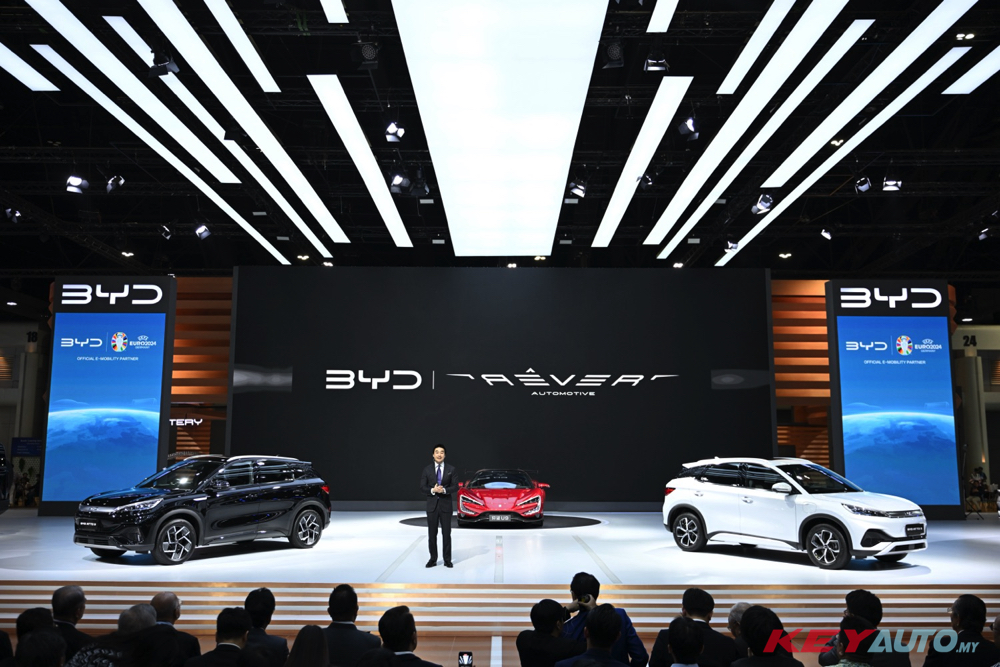 2024 BYD Atto 3 泰国开卖!轮胎加宽、荧幕加大、 价格更便宜,大约 RM117k 起