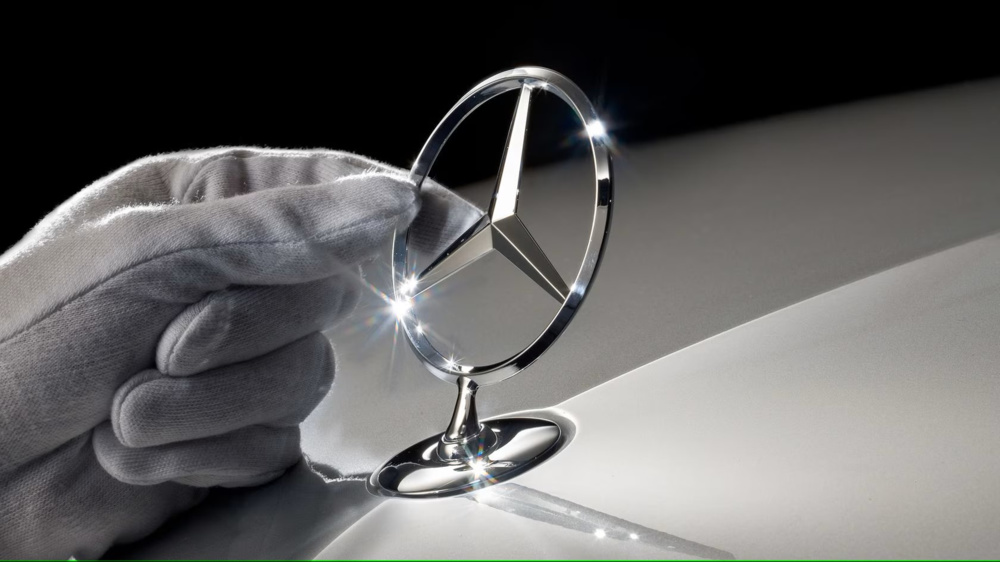 欧洲汽车业低迷,Mercedes-Benz 车标制造商宣告破产!
