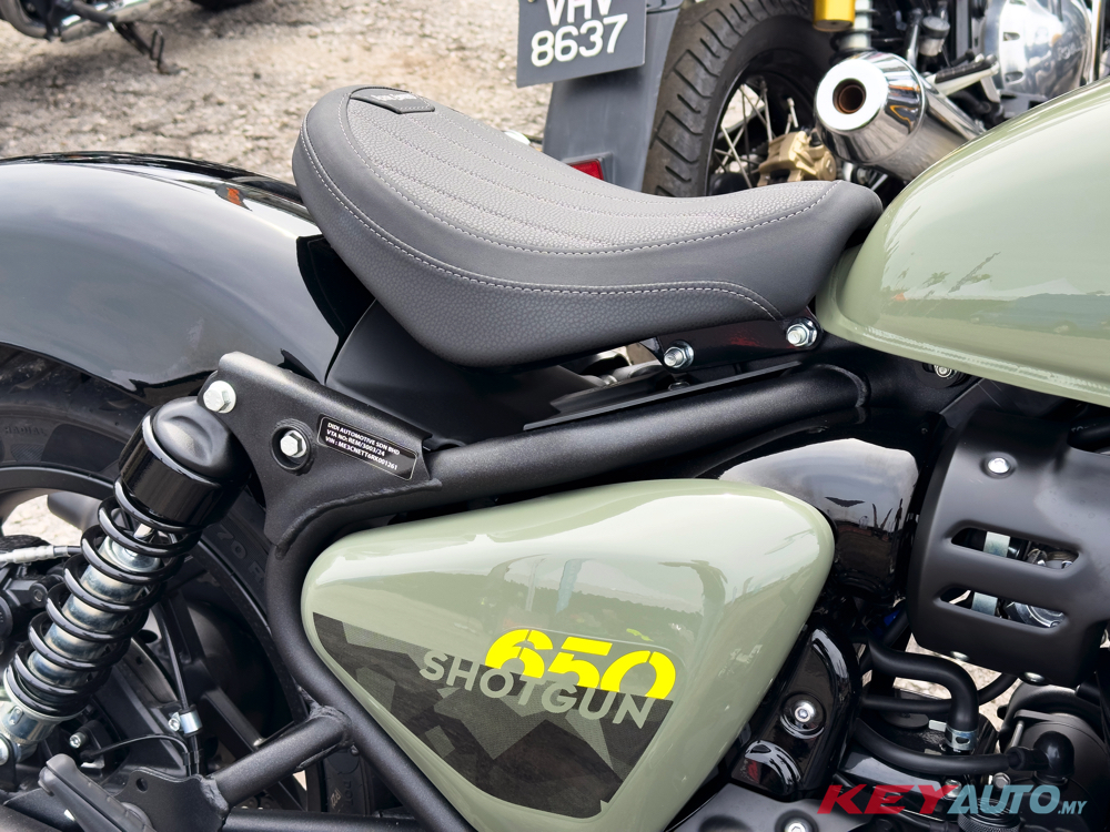  Royal Enfield Shotgun 650 RM34 900 